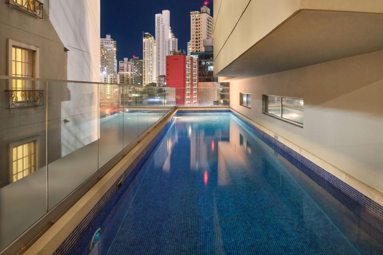 Bristol Panama, A Registry Collection Hotel Exteriér fotografie The rooftop pool at the hotel