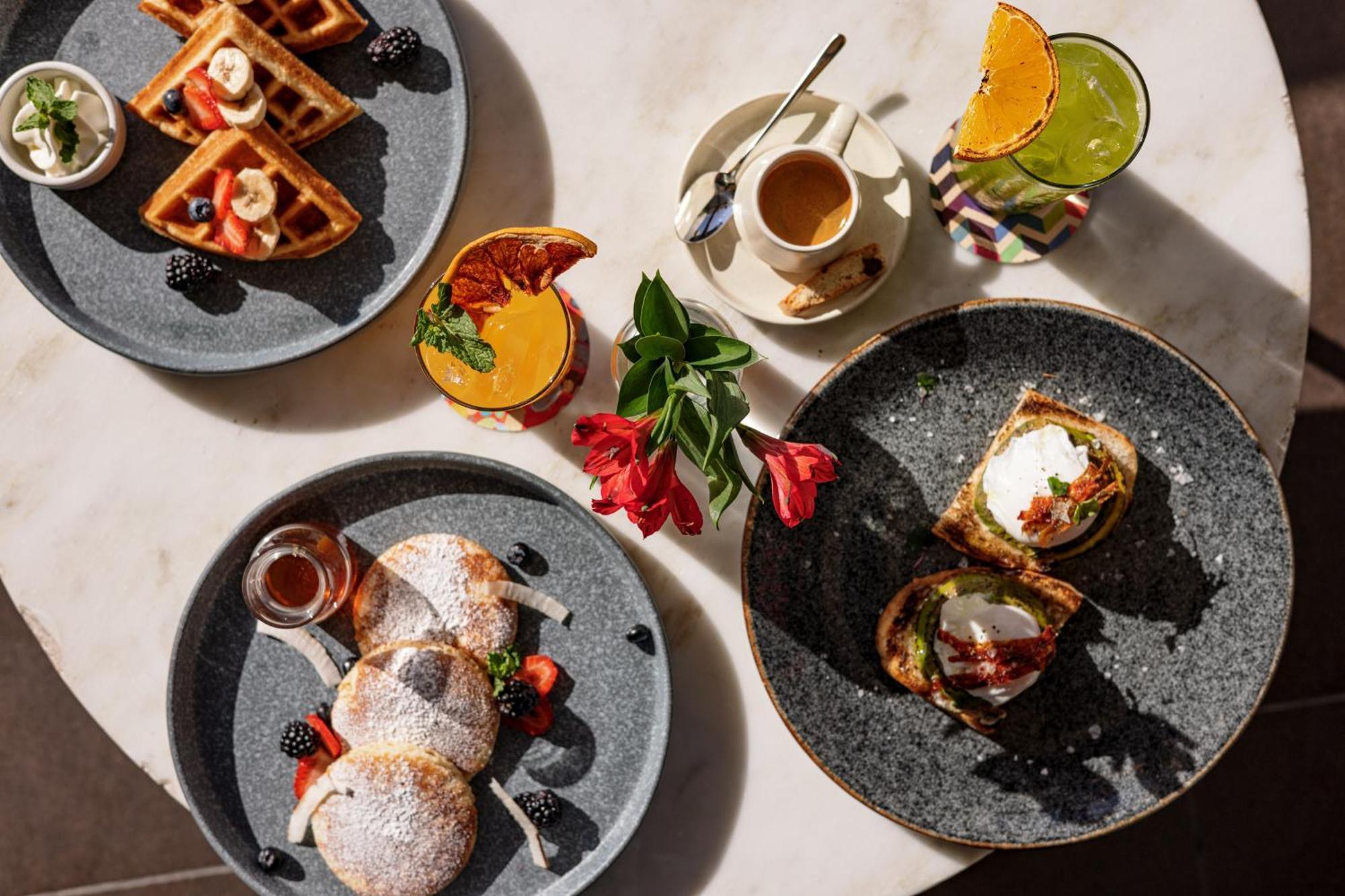Bristol Panama, A Registry Collection Hotel Exteriér fotografie Breakfast at the Hotel