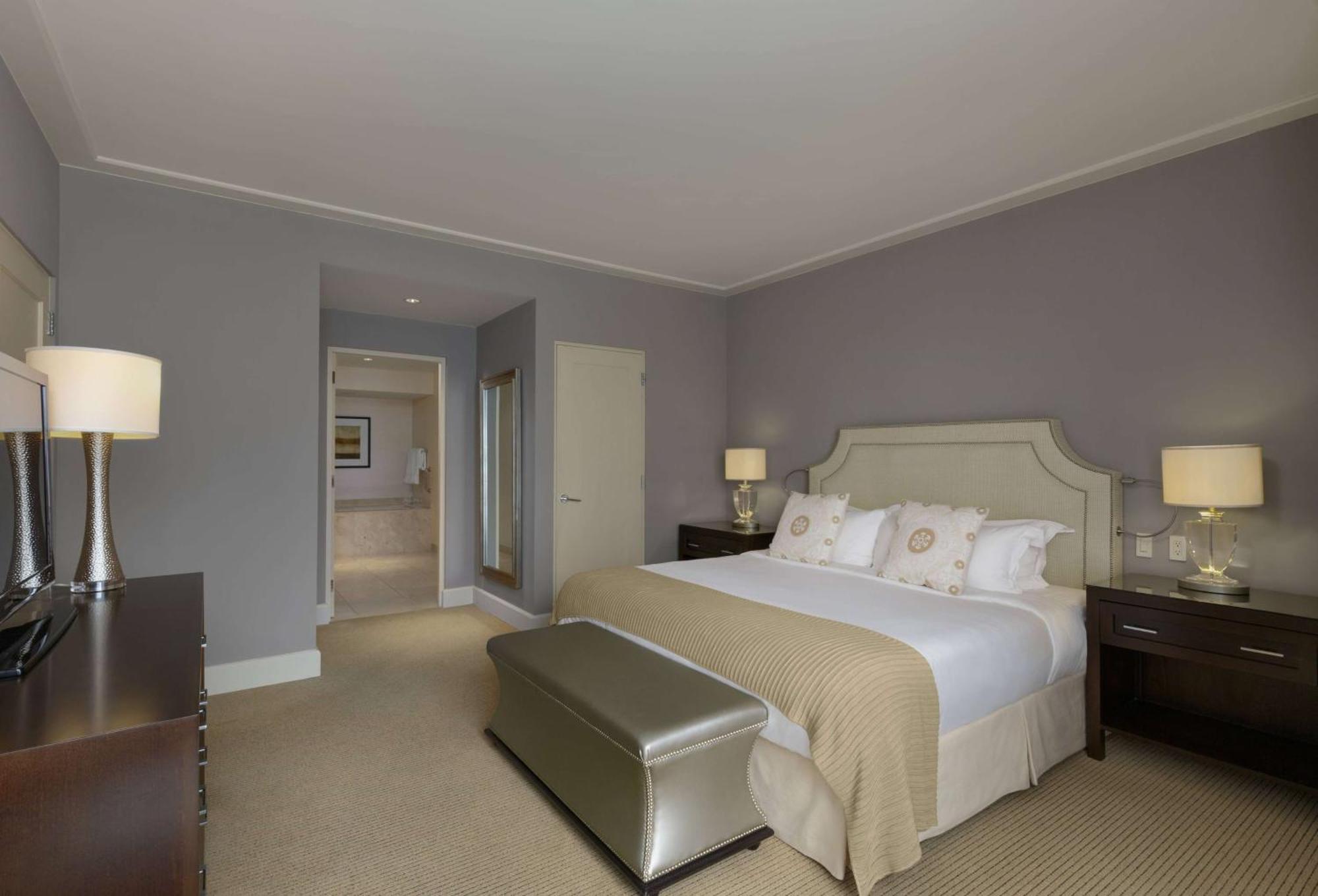 Bristol Panama, A Registry Collection Hotel Exteriér fotografie A bedroom at the hotel