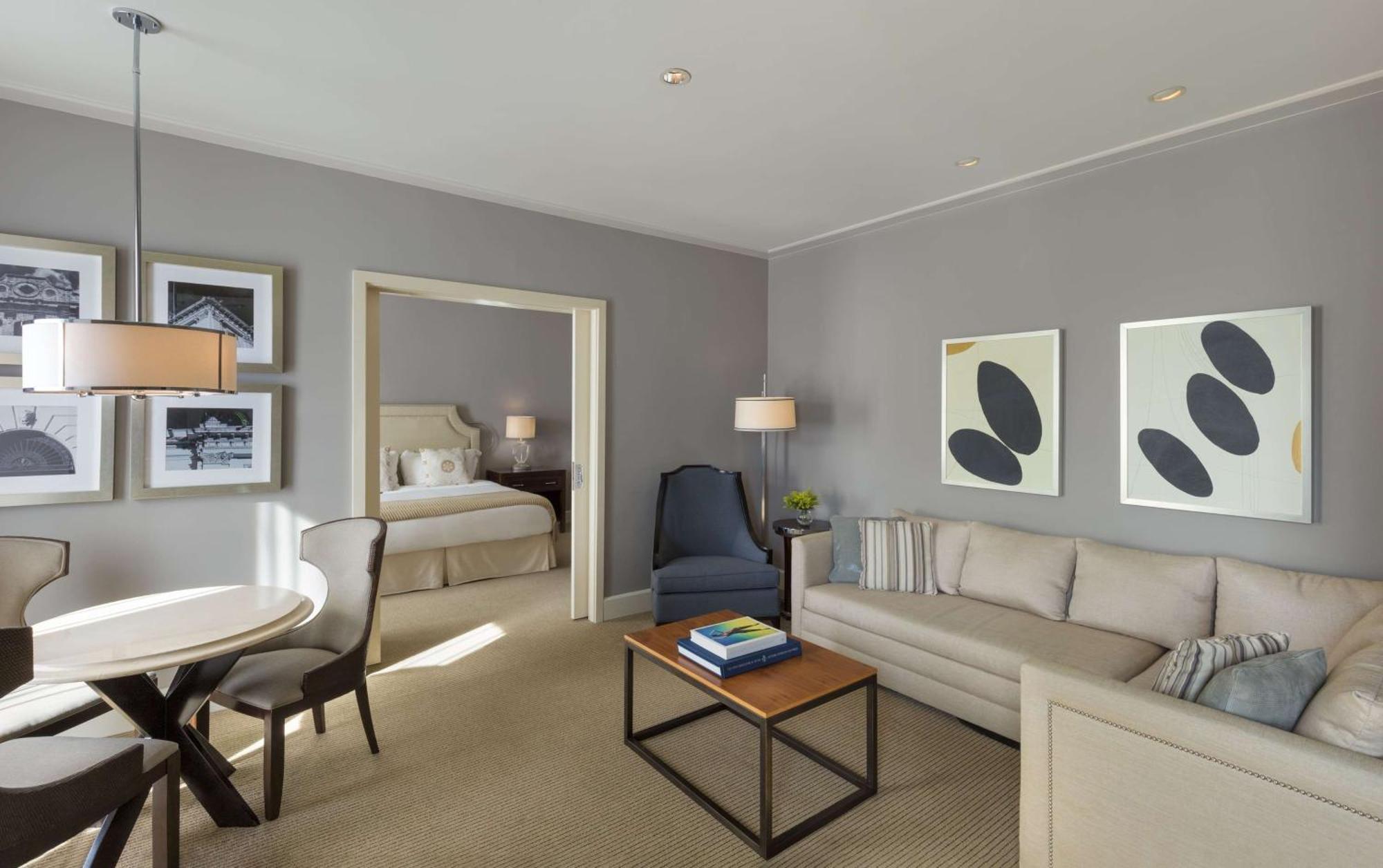 Bristol Panama, A Registry Collection Hotel Exteriér fotografie A typical suite at the Ritz-Carlton