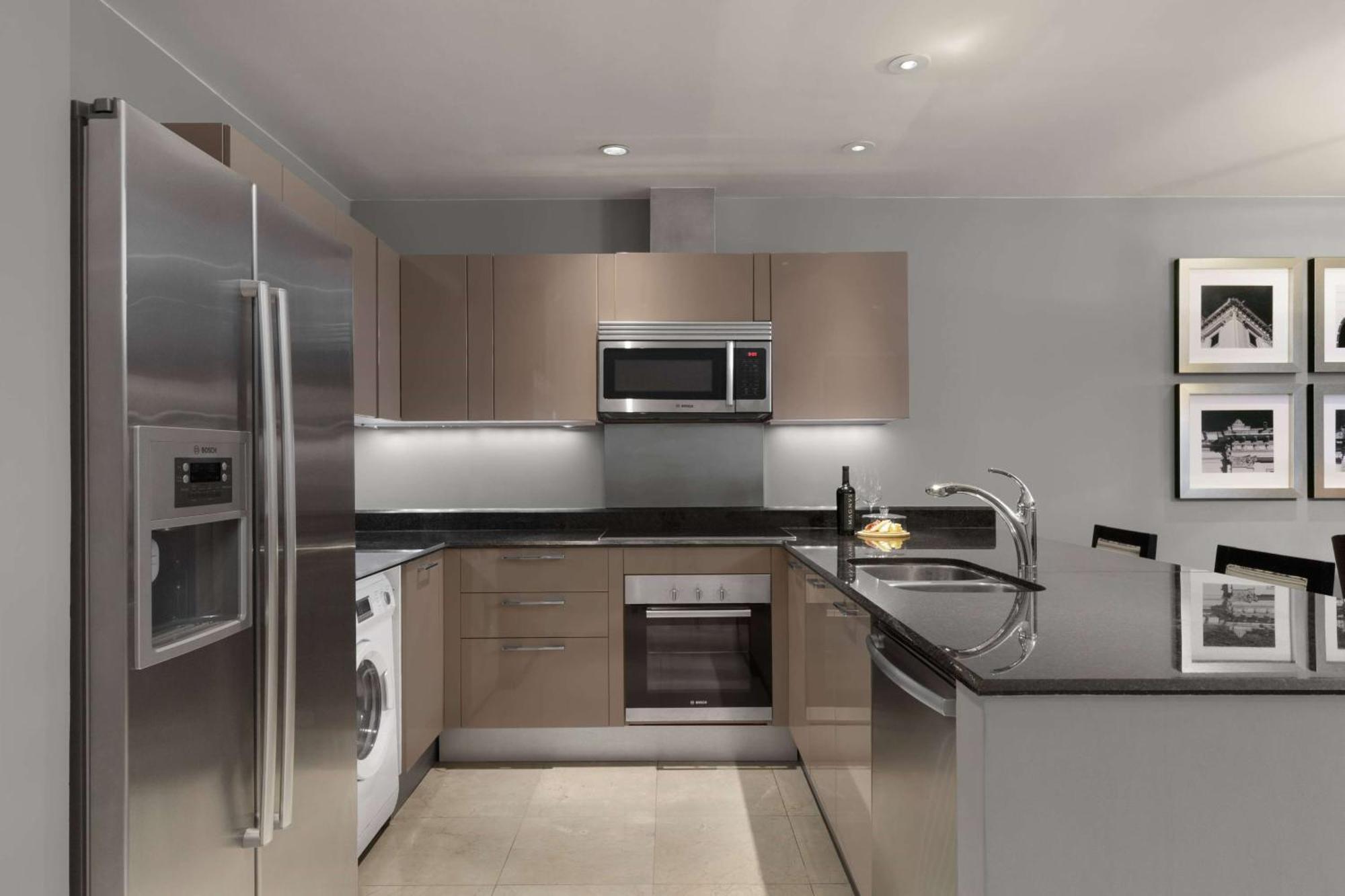 Bristol Panama, A Registry Collection Hotel Exteriér fotografie A typical kitchen