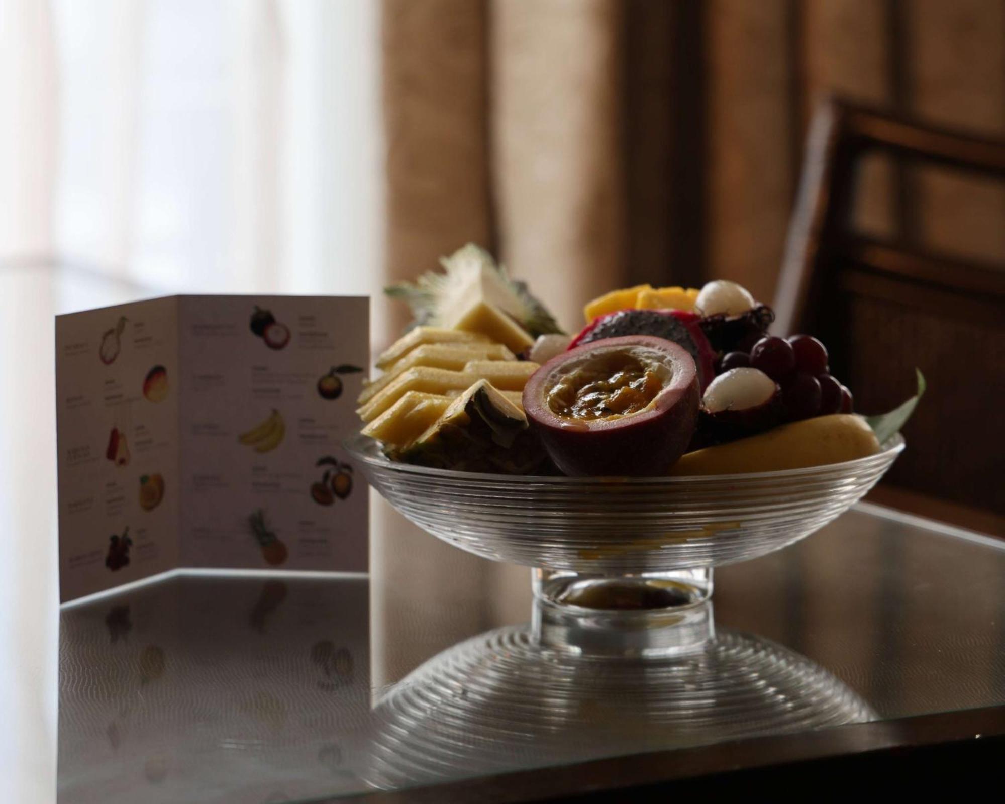 Bristol Panama, A Registry Collection Hotel Exteriér fotografie Fruit salad